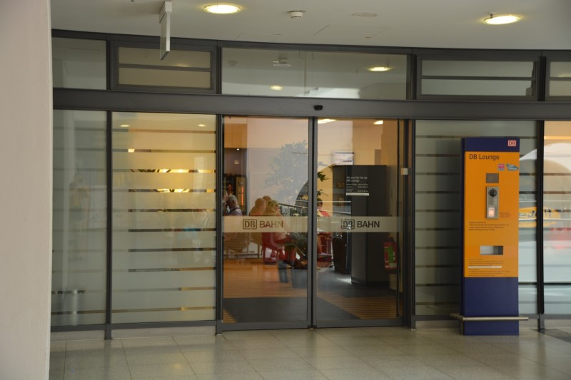 Bild vom Eingang der DB Bahn Lounge in Nürnberg