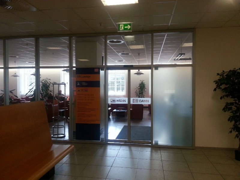 Innerer Eingang zur DB Bahn Lounge Leipzig Hauptbahnhof nach dem Sixt Teil