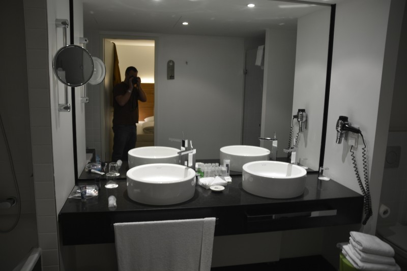 Bad im Hotel Park Plaza Wallstreet Berlin
