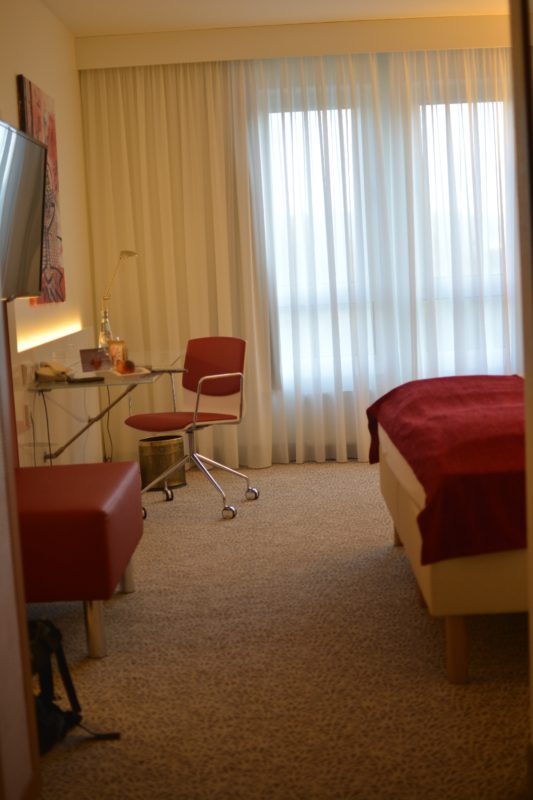 Blick in mein Superior Zimmer im Radisson Blu Karlsruhe