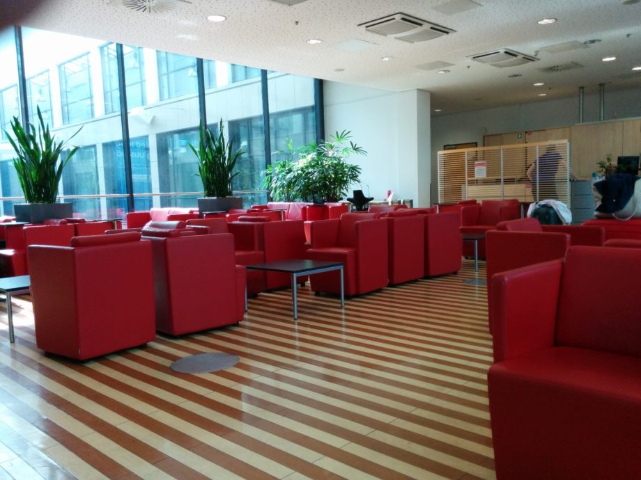 Unterwegs mit der Bahn: Die DB Bahn Lounge in Mannheim Hauptbahnhof ...