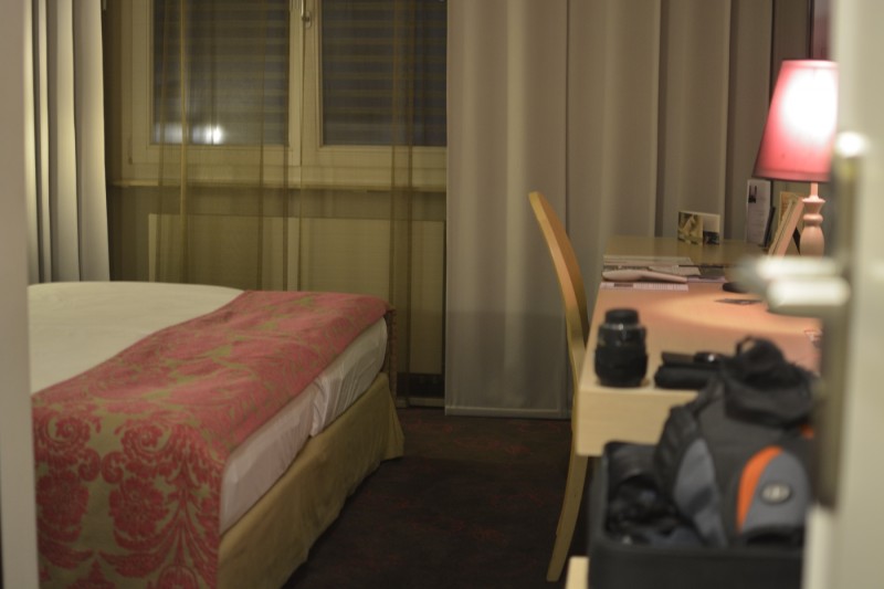 Blick ins Zimmer des Hotel Gendarm nouveau in Berlin am Gendarmenmarkt