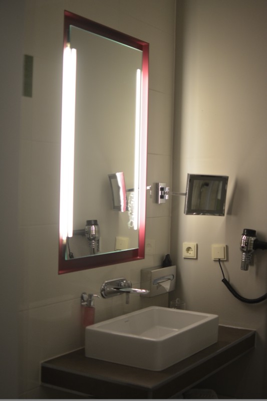 Waschbecken im Hotel Gendarm nouveau