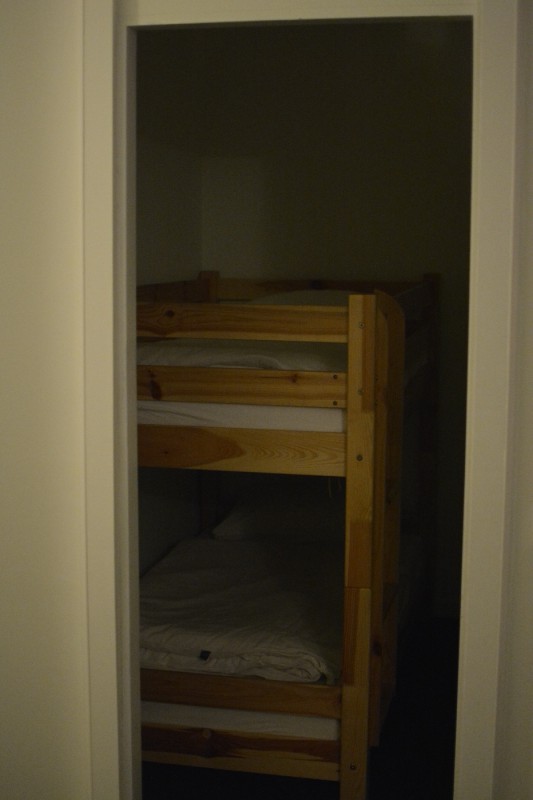 2. Zimmer mit Stockbetten im Hotel ibis Styles Hamburg Alster City