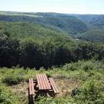 Tolle Aussicht hier am Rastplatz auf dem Saar-Hunsrück.Steig bei Morshauen