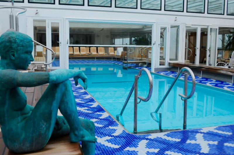 Der Pool mit unterschiedlichen Wassertiefen