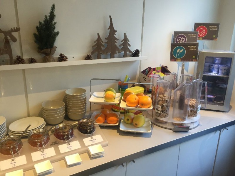 Frühstücksauswahl im ibis styles Köln