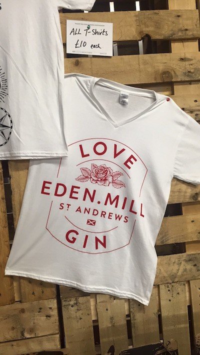 T-Shirt von Eden Mill