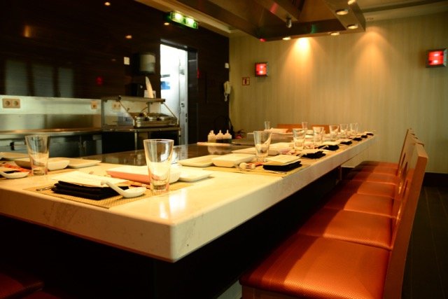 Auch Teppanyaki gibt es an Bord