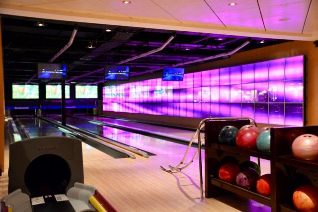 Bowling an Bord
