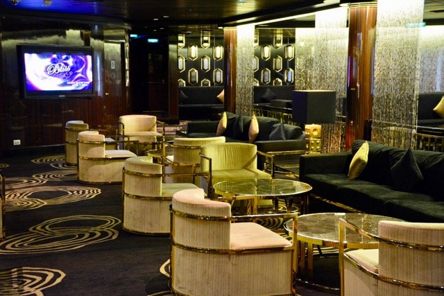 Bliss Ultra Lounge