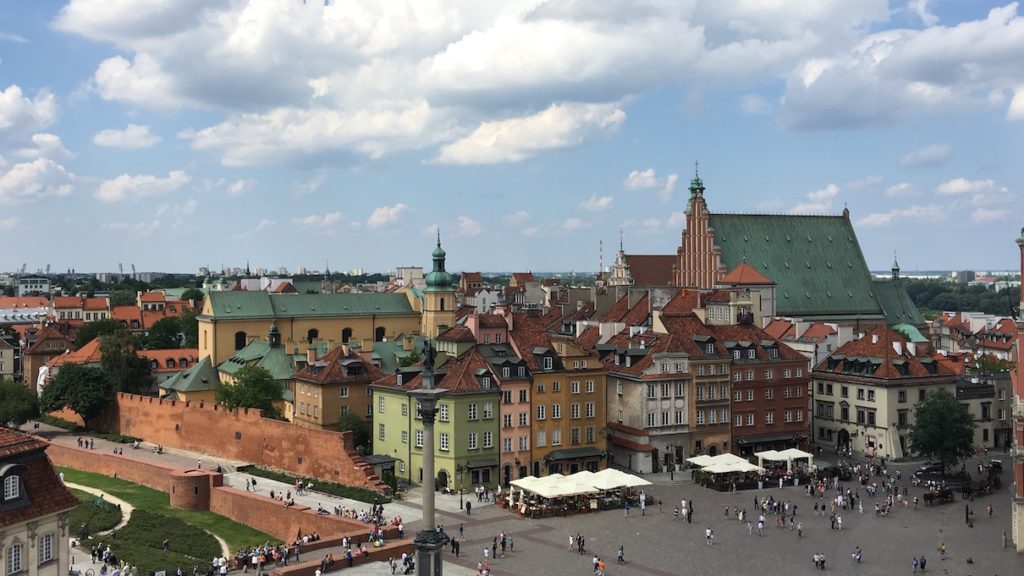 Einen tollen Aus- und Überblick über Warschau gibt es vom Taras widokowy aus