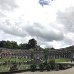Orangerie mit Brunnen