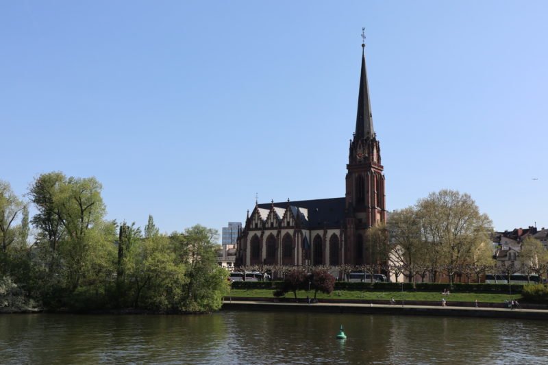 Dreikönigskirche in groß