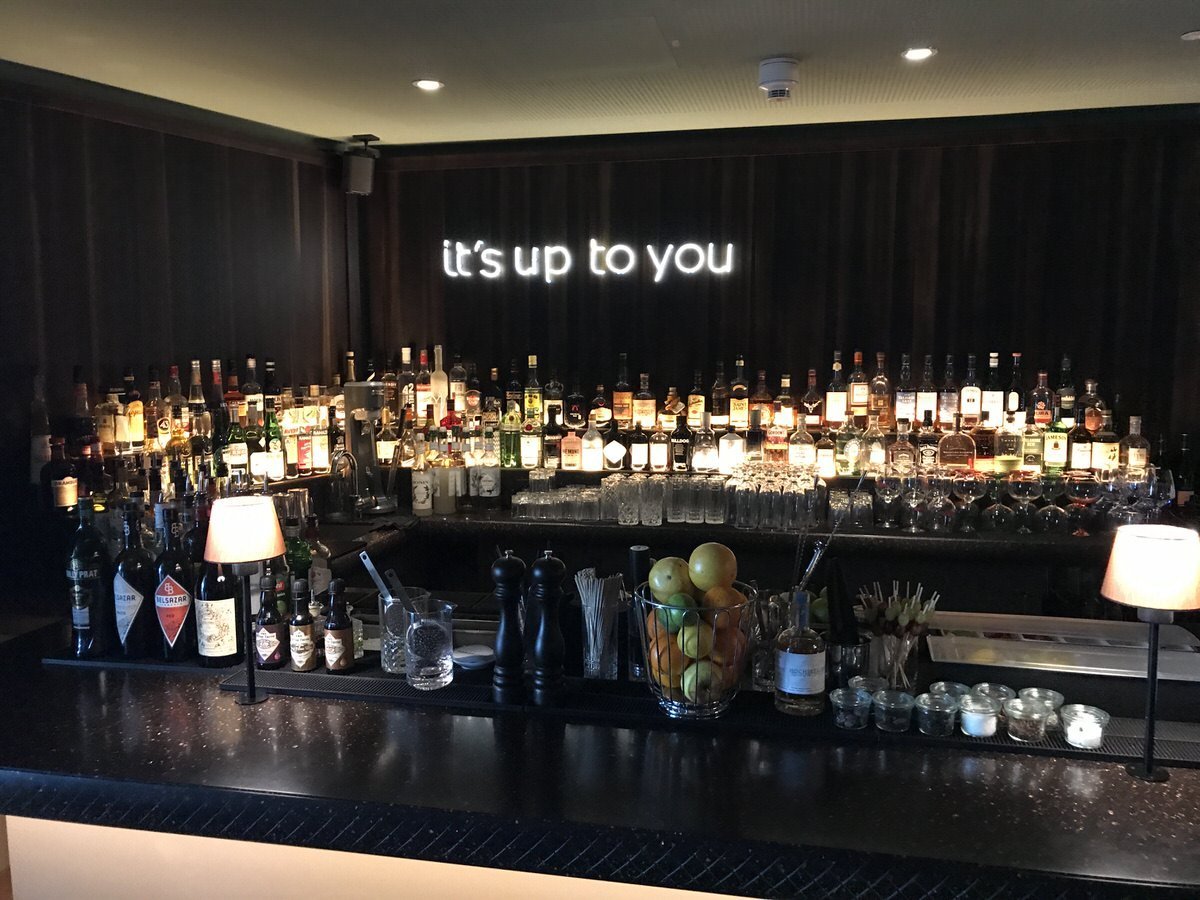 Bar in der NEW YORK BAR im The Liberty Hotel