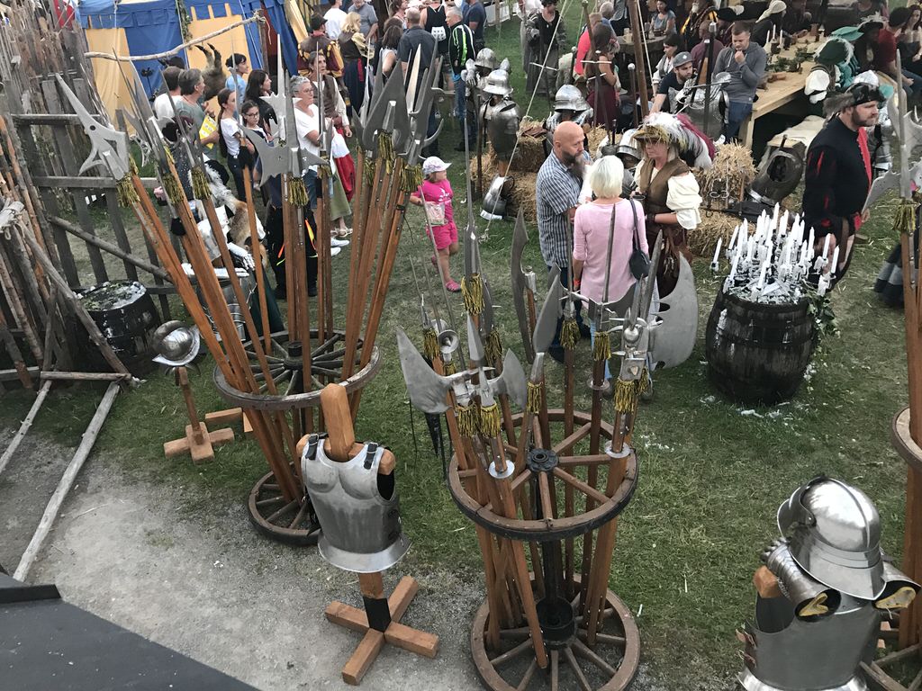 Speere im Lager beim Frundsbergfest Mindelheim 2018