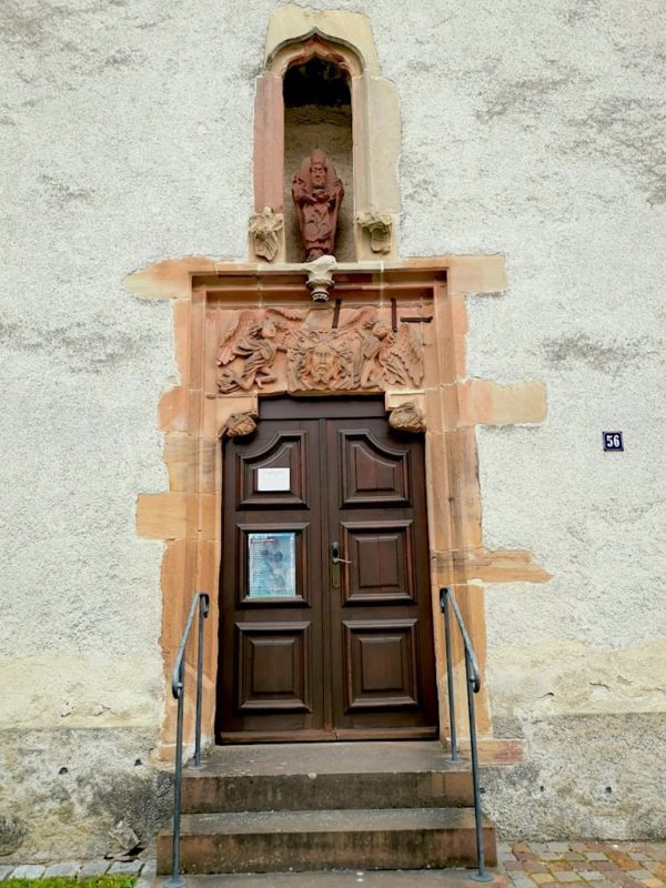 Der Eingang zur St. Albankapelle