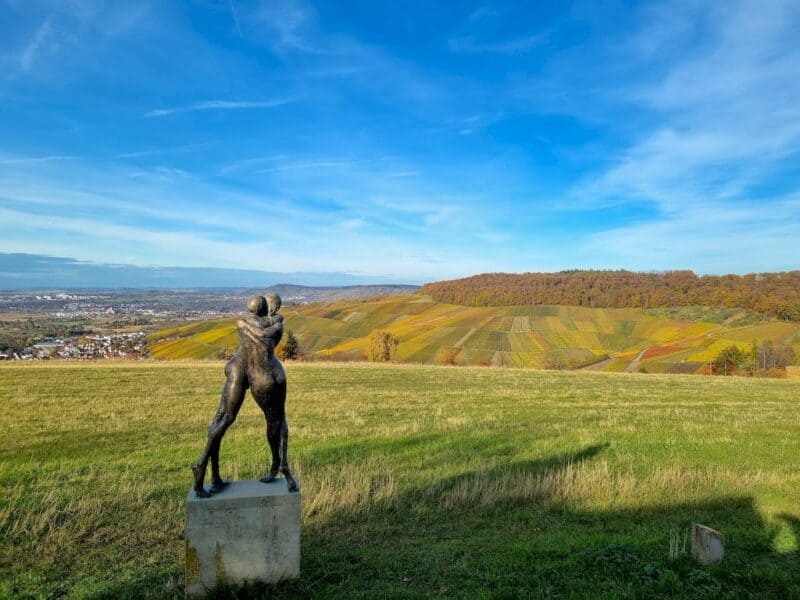 Eine weitere der 10 Skulpturen der Skulpturen-Allee Strümpfelbach