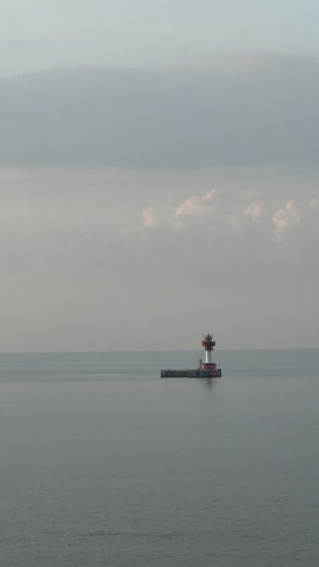 Leuchtturm Kiel - 4 Seemeilen vor der Küste und auch Station der Lotsen
