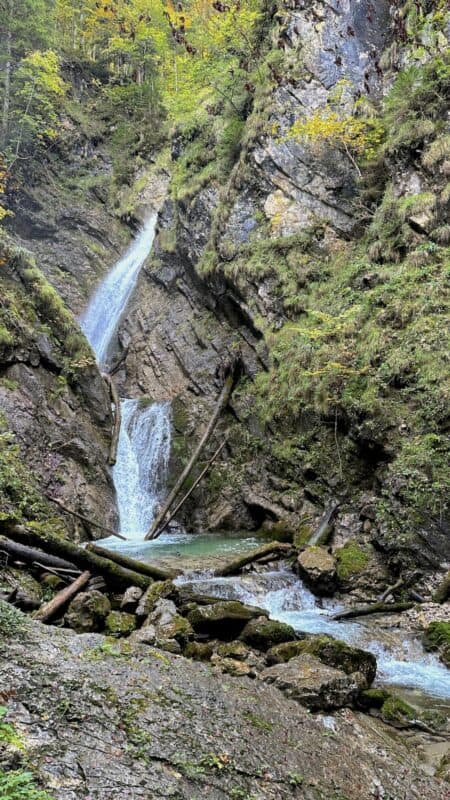 Wasserfall bei Berg