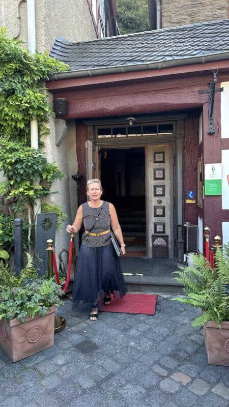 Welterbe Gastgeberin Karolin König-Kunz vom "Zum Weissen Schwanen" Braubach